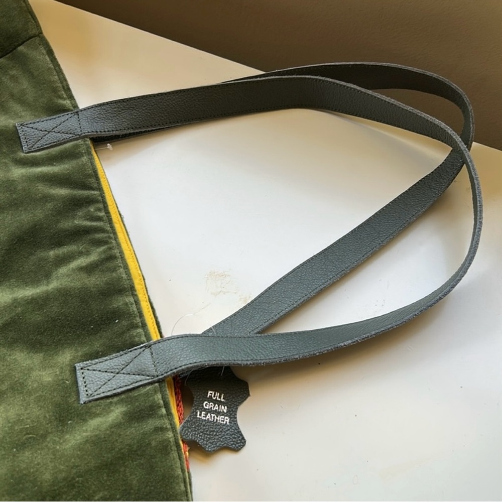 Brand New Anthropologie Snake Embroidered Tote Bag - Picture 6 of 9